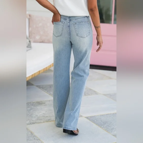 Judy Blue High Rise Tummy Control Vintage Light Wash Straight Leg Jeans 9/29 NEW - Picture 6 of 8